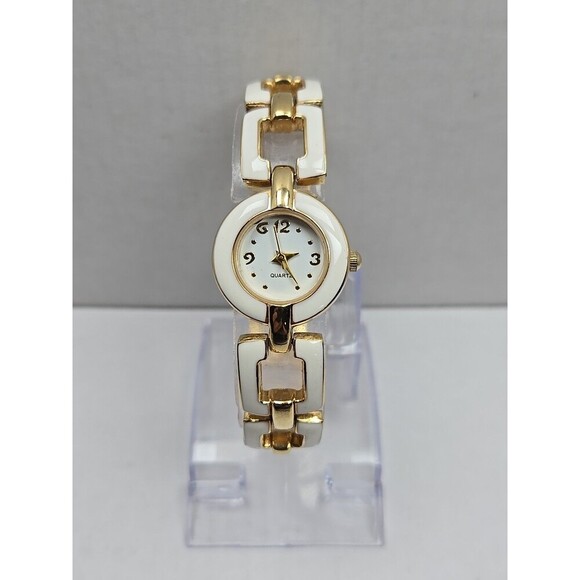 Avon White Enamel Gold Tone Link Bracelet Ladies Quartz Watch New Battery - Picture 1 of 9